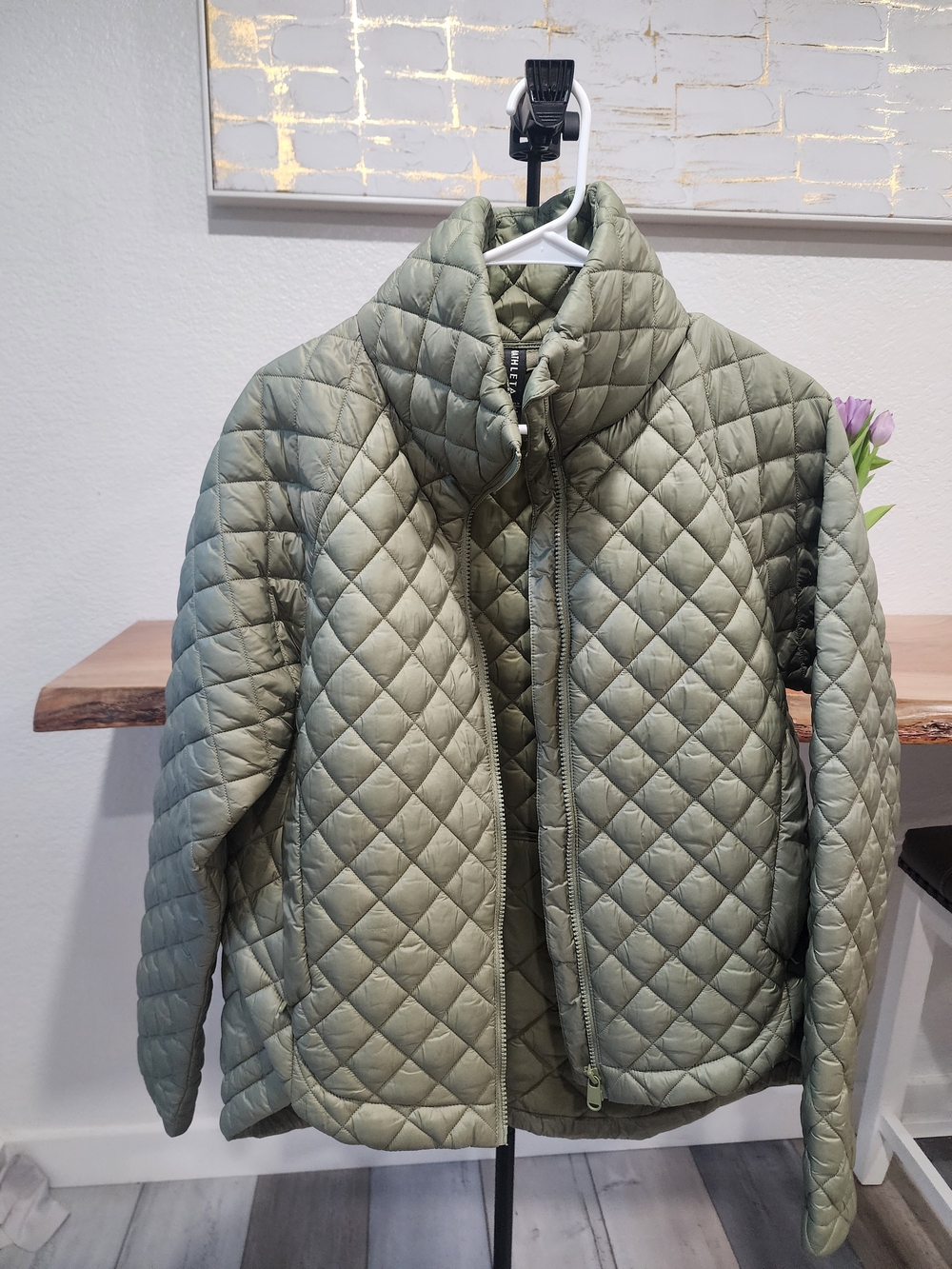 Athleta Quilted Puffer Jacket in Olive Green
